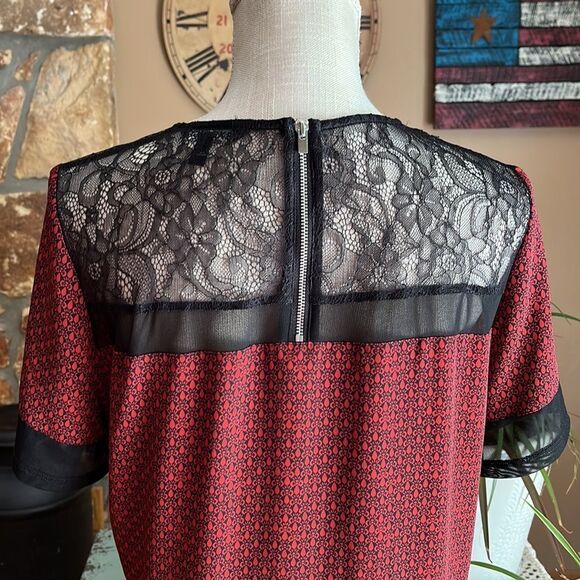Express Women's Lace Color Block Print Shirt Dress Size Medium Black Red - Picture 9 of 13